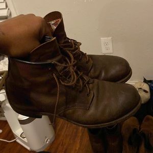 Red wing beckman for j crew comes without laces